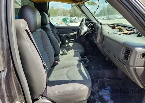 2004 Chevrolet Silverado C1500 из США, поврежденный, VIN 1GCEC14X44Z228854